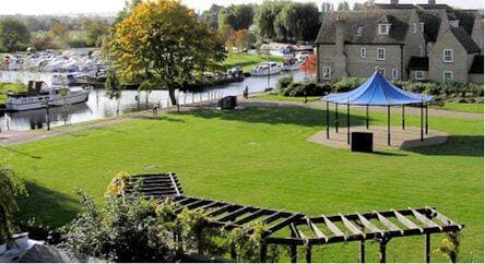 Jubilee Gardens image